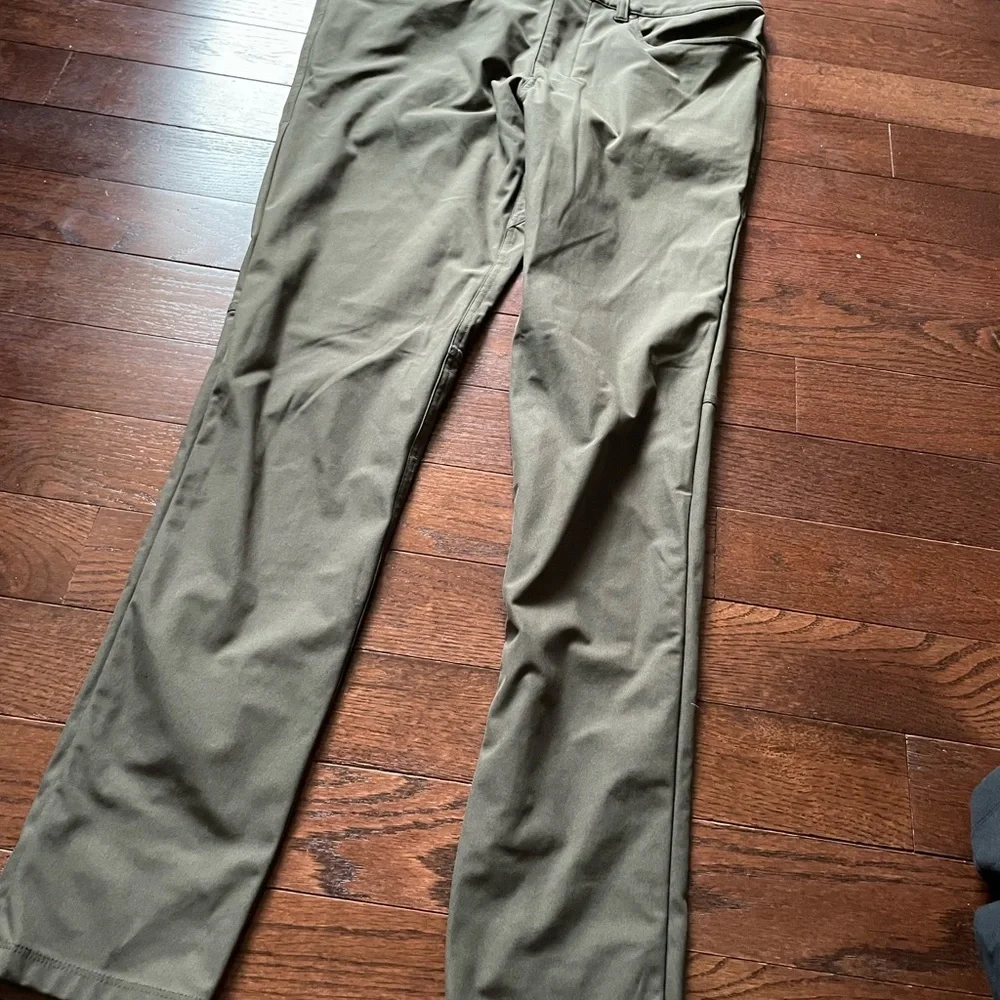 lululemon athletica Olive Chinos